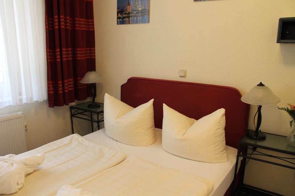 Hotel Mueller Koeln Luaran gambar